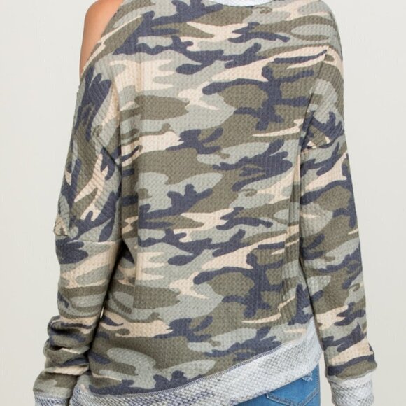 Single Cold Shoulder Camo Asymmetrical Top - Picture 3 of 11